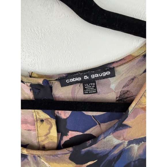 Cable & Gauge Deep Colored Floral Blouse With Unique Ruffled Sleeves Size XL - Picture 2 of 7